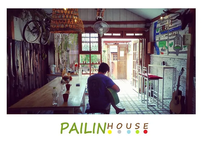 Casa de hóspedes Pailin 2*
